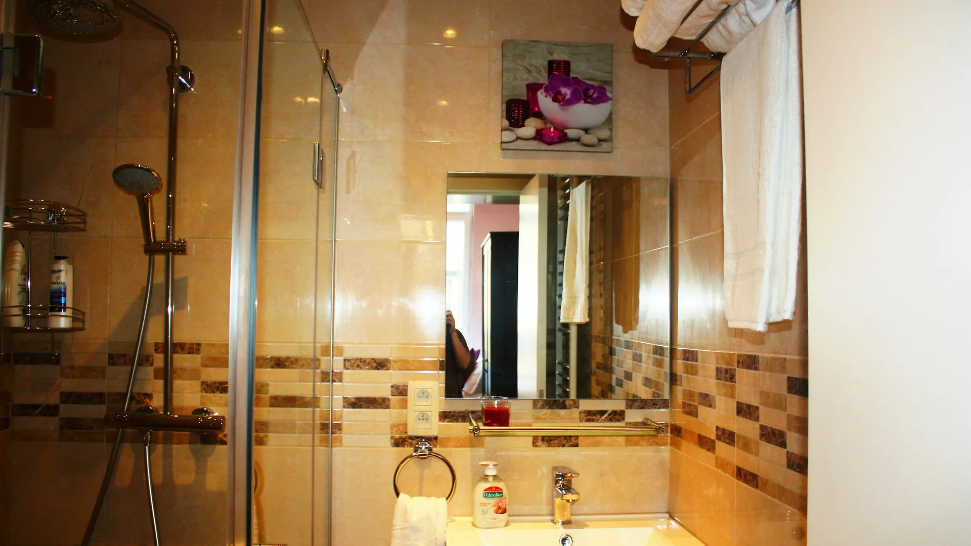 Eu B&B Brussels Bed & Breakfast